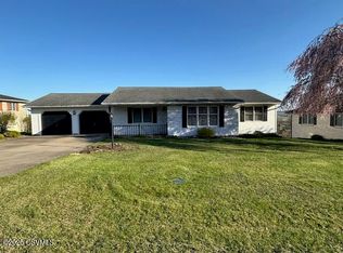718 Vista Heights Dr, New Berlin, PA 17855