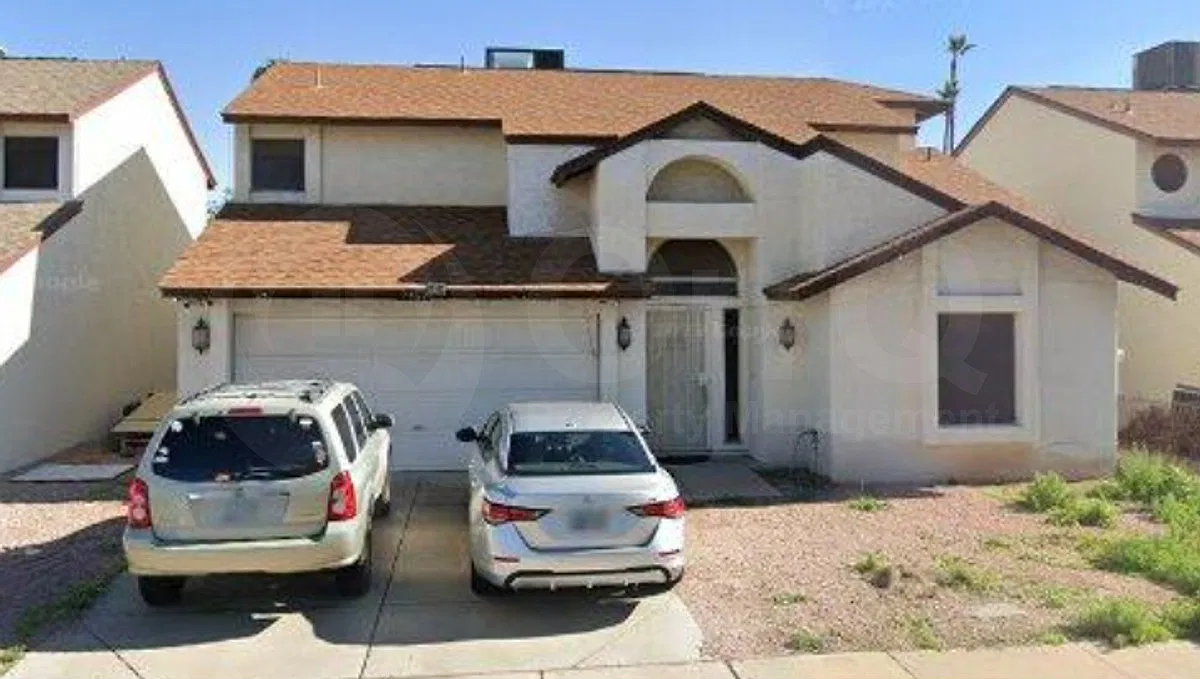 2 bed, 2.5 bath, 1682 sqft, $1,700 — Photo 1