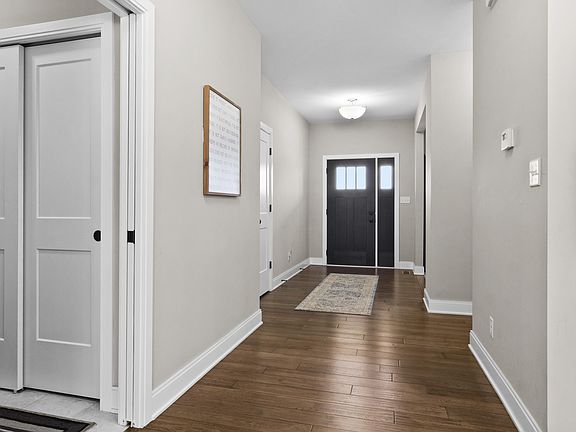 4th image of 8252 W 105th Ave
