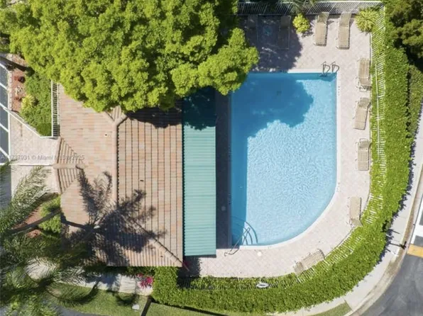 2920 NW 99th Ter, Sunrise, FL 33322