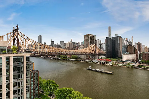 Sold by Compass | media 26