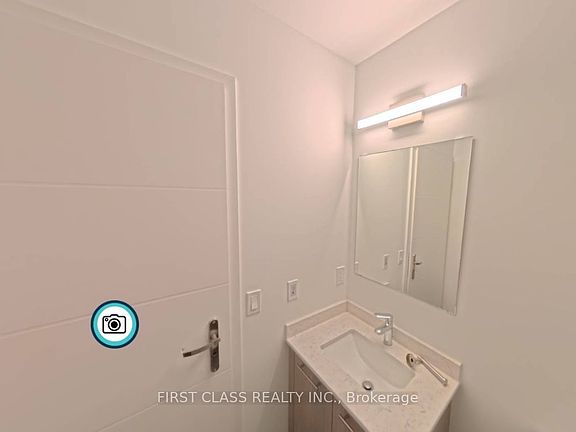4th image of 30 Francis St S #4211