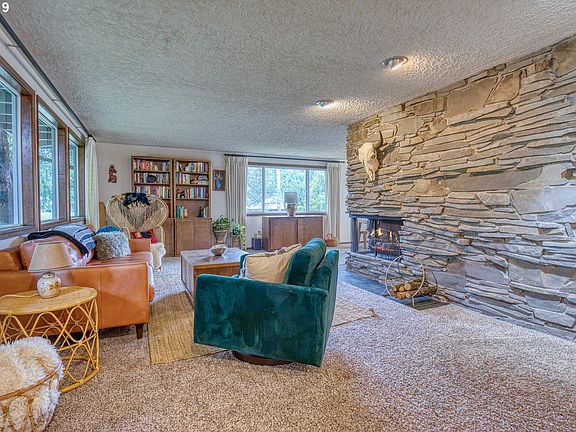5th image of 14409 NE 50th Ave