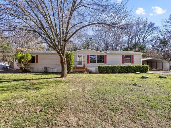 341 Pecan Place Ln, Pottsboro, TX 75076