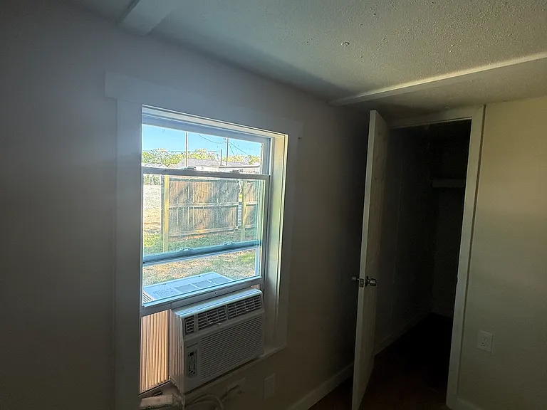 23 S Charles Dr — Photo 7