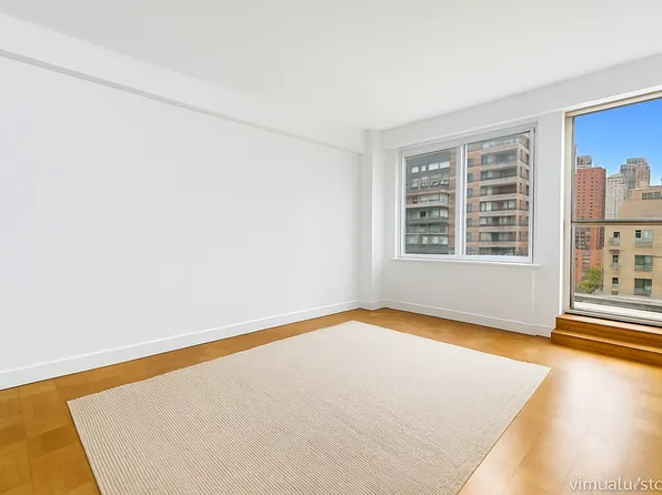 321 East 48th Street image 8 of 8