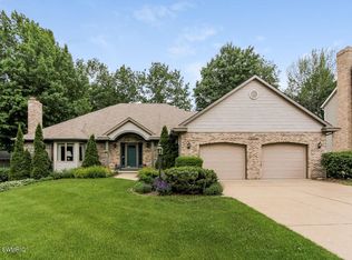 2338 Birnam Woods Dr NE, Grand Rapids, MI 49505