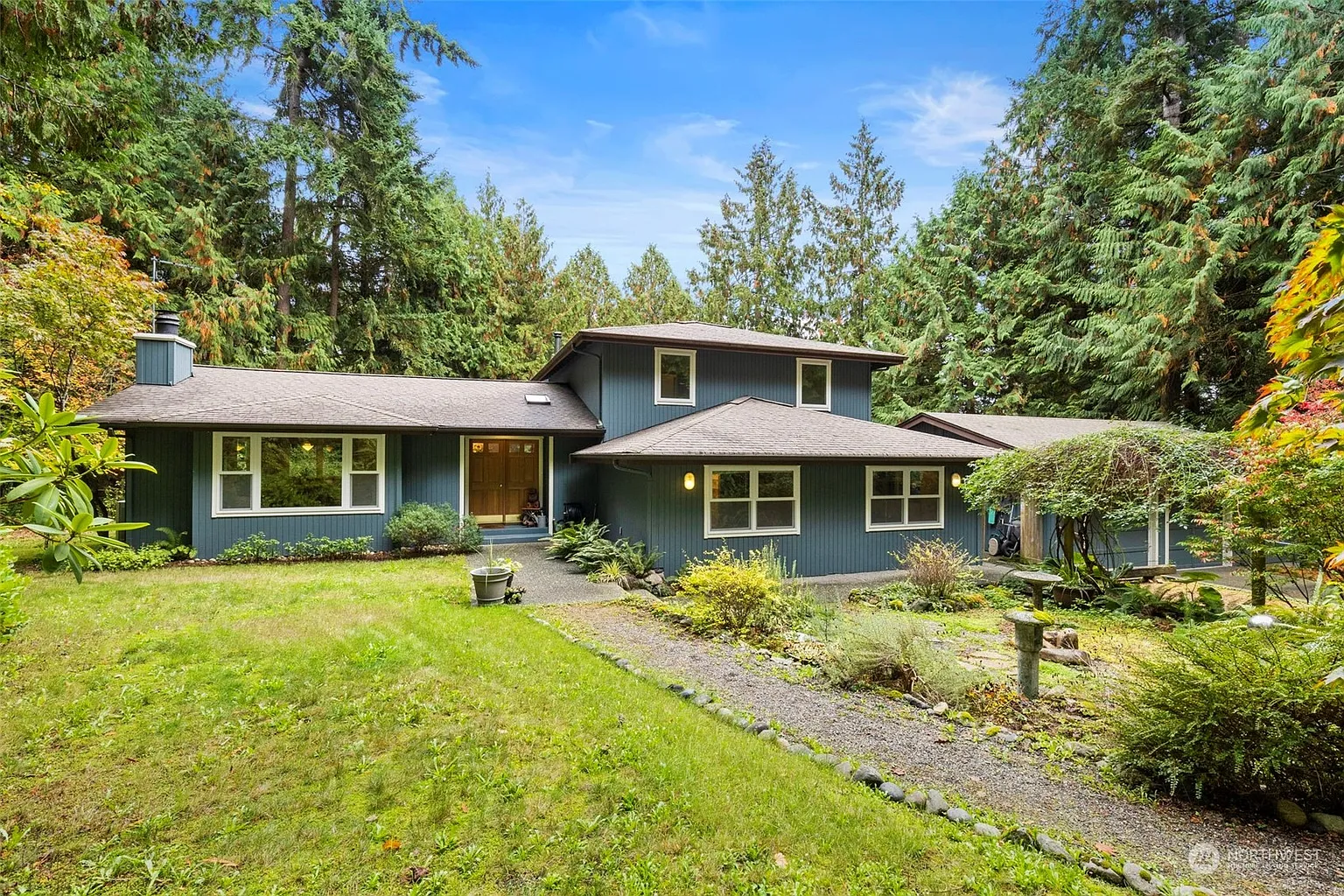 16275 Candy Loop NE photo 1