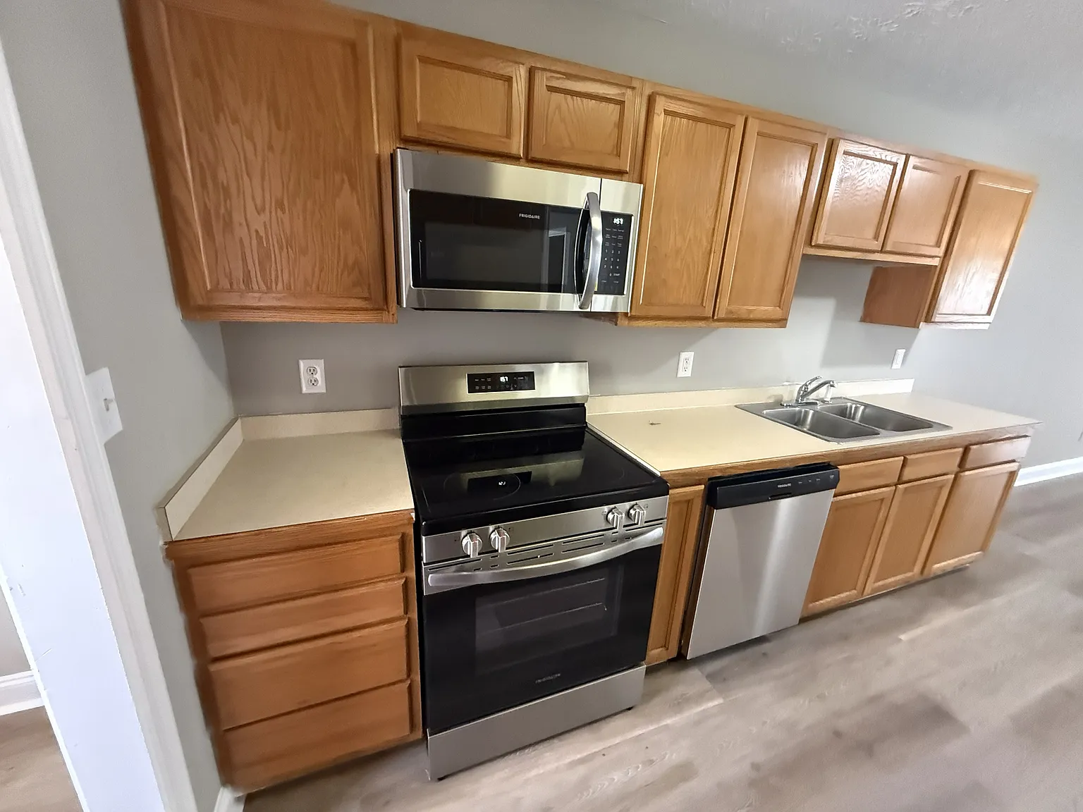 281 Westchester Circle - 1 — Photo 3