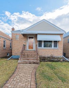 5941 W Foster Ave, Chicago, IL, 60630