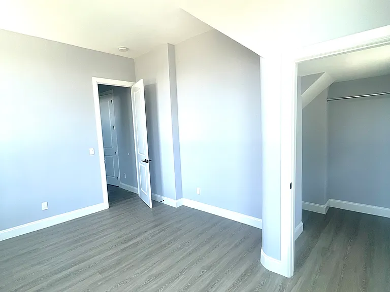 222 Primrose Ave #2 — Photo 6