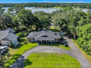 41239 Silver Dr, Umatilla, FL 32784