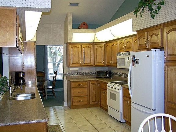 Kitchen/Dining