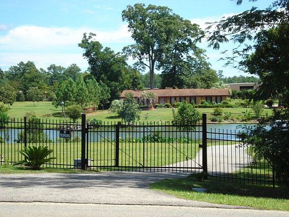 No comparison ... Gated ... Brick home