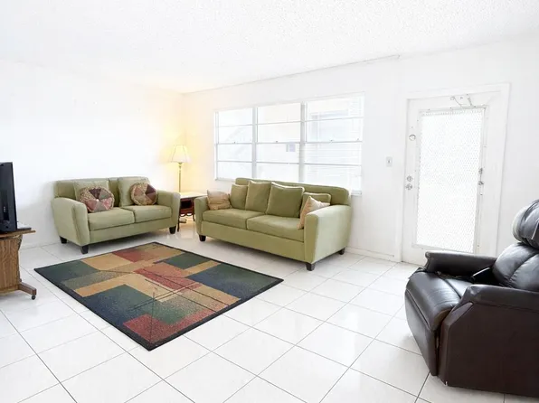 2030 Wolverton B, Boca Raton, FL 33434