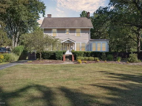 23052 Mastick Rd, North Olmsted, OH 44070