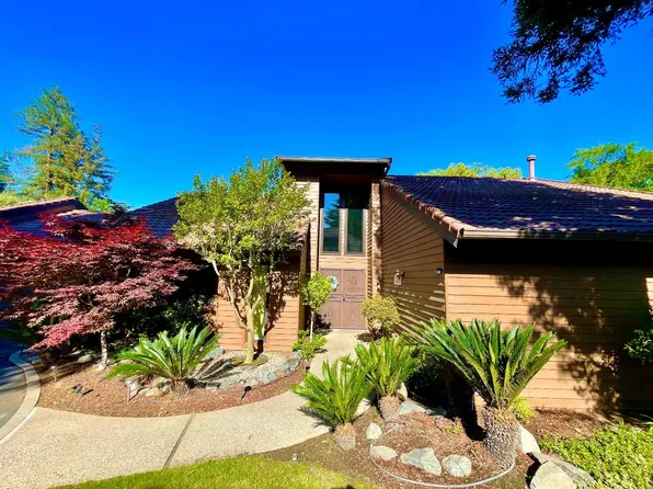2127 W Barstow Ave, Fresno, CA 93711