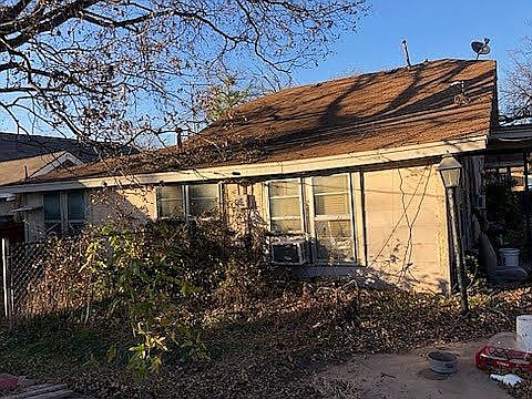 3rd image of 1621 Keeler Ave