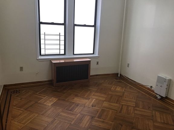 5th image of 1227 Ovington Ave APT 1