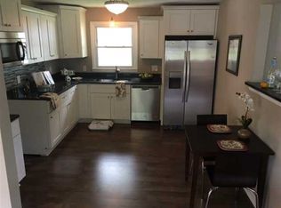 305 Patrician Dr, Hampton, VA 23666