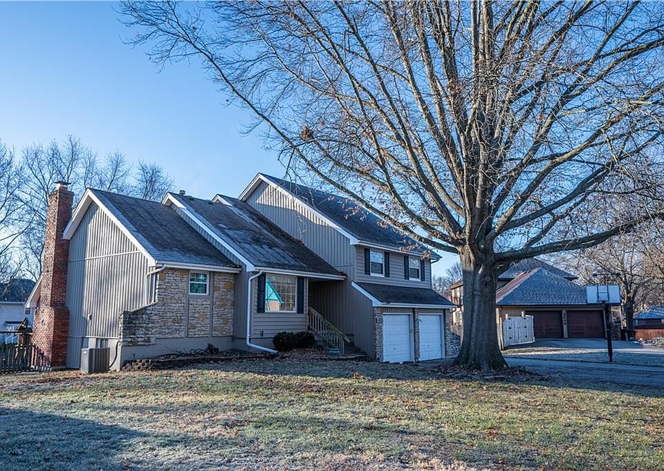 2805 S Castle Dr, Independence, MO 64057 Zillow