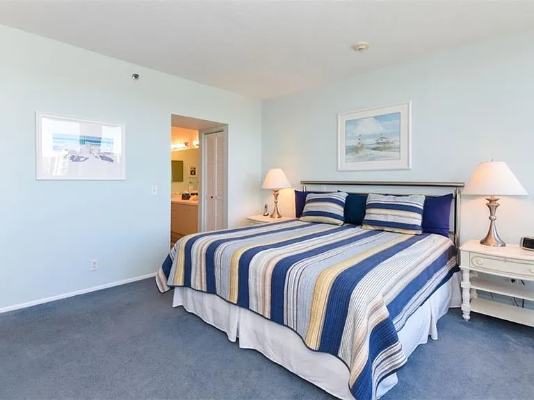 1125 Gulf Of Mexico Dr #403 — Photo 26
