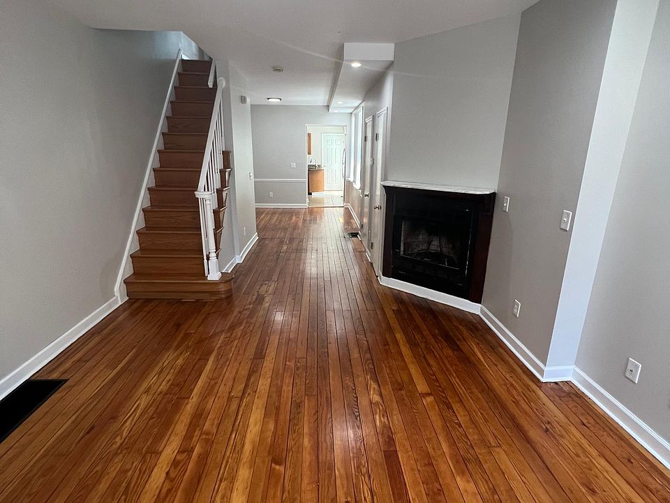 1st image of 105 W 13th St