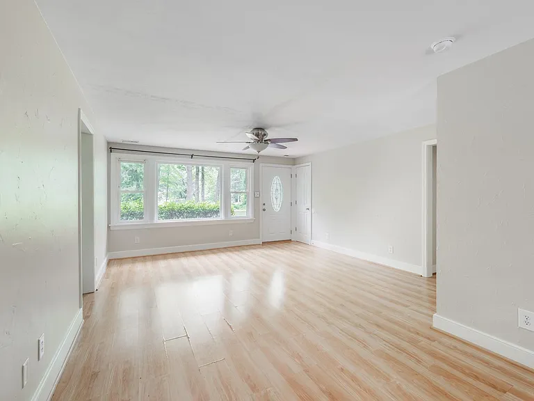 7854 Whitworth Rd — Photo 4