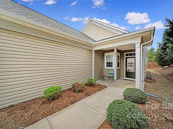 2nd image of 20060 Dovekie Ln
