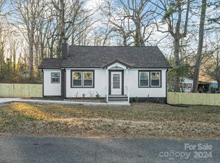 205 E Catawba Dr, Mount Holly, NC