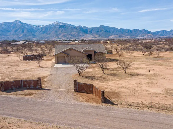5728 S Padilla Dr, Hereford, AZ 85615