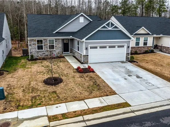 7026 Motley Landing Dr, Gloucester, VA 23061