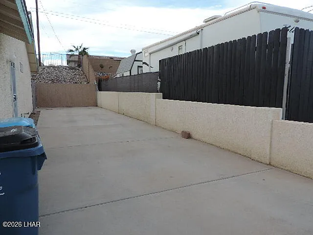 3 bed, 2.0 bath, 1466 sqft, $1,950 — Photo 2