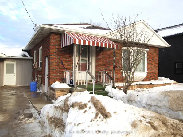 460 Main St N #1, Wellington North, ON N0G 2L2