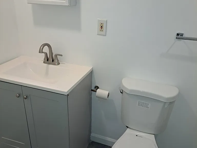 163 Central Ave #2W — Photo 4