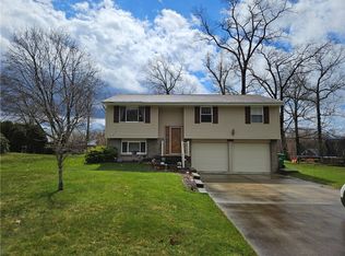 111 Crossland Rd, Butler, PA 16002