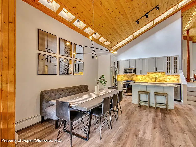 432 Fairway Dr — Photo 11