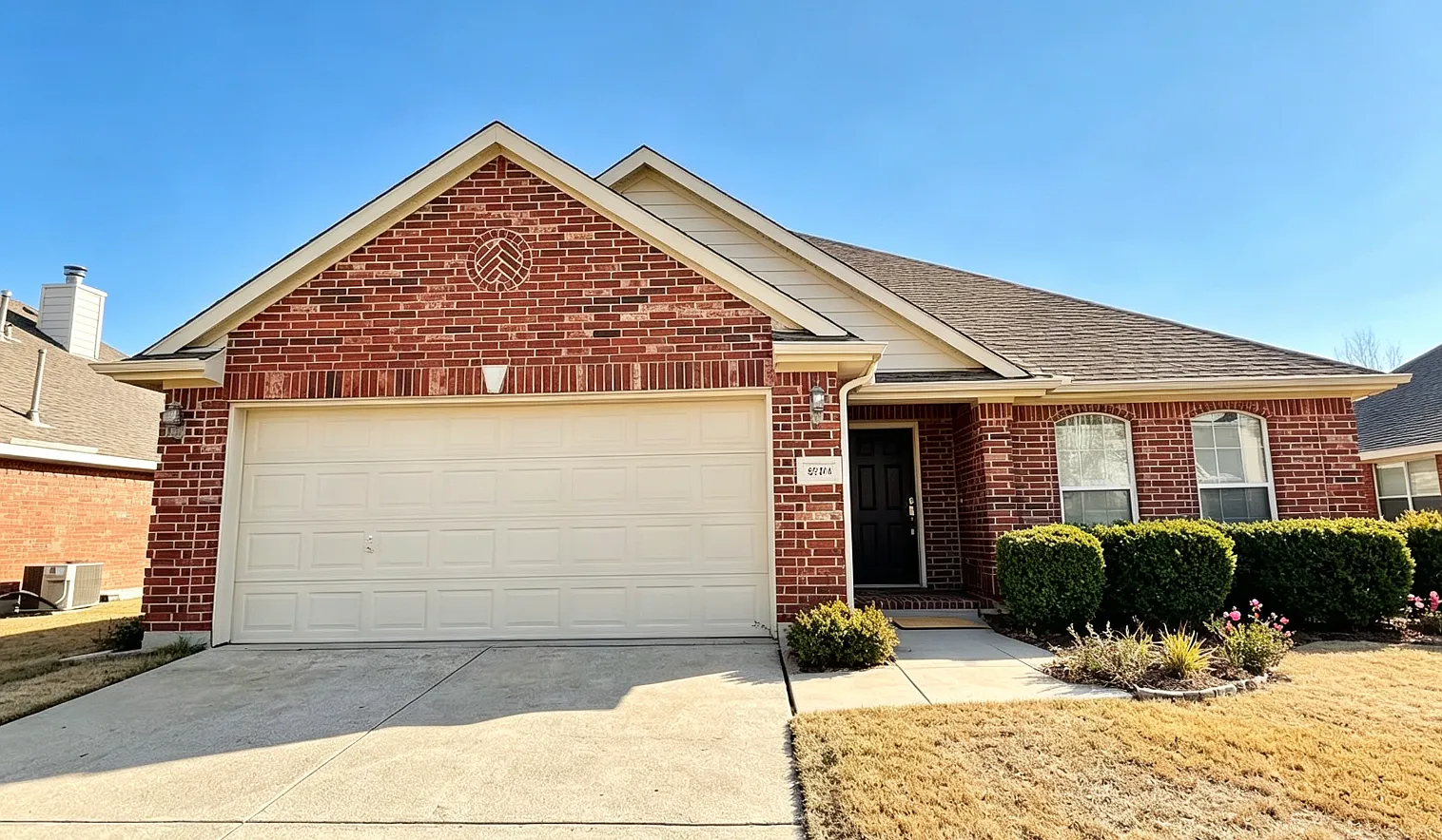 3 bed, 1801 sqft, $2,299 — Photo 1