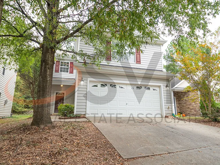 1007 Red Hat Ln — Photo 1