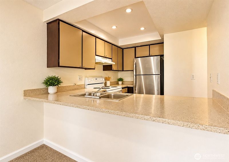 5th image of 21614 29th Avenue S