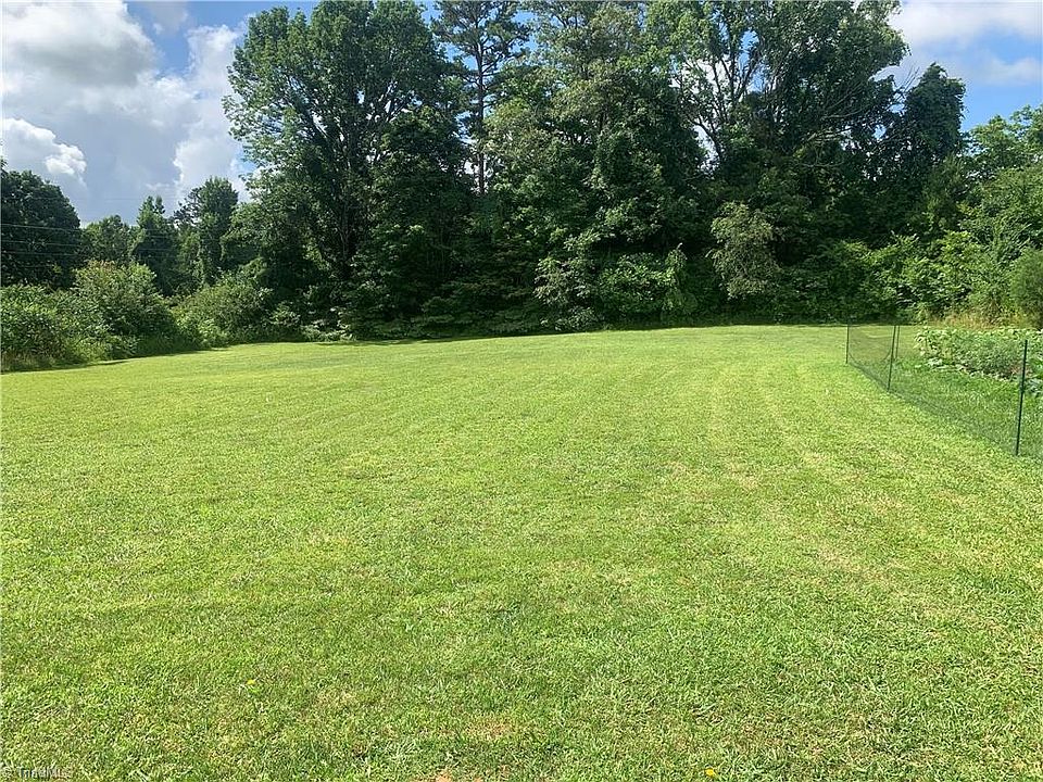 1st image of 0 Jess Smith Rd