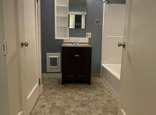 18303 Oatfield Rd, Gladstone, OR 97027