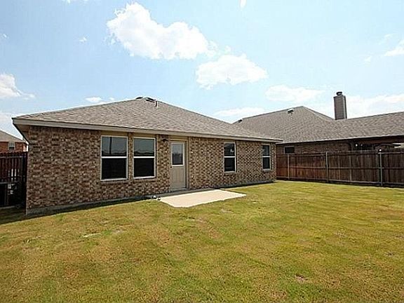 4th image of 2417 Clairborne Dr