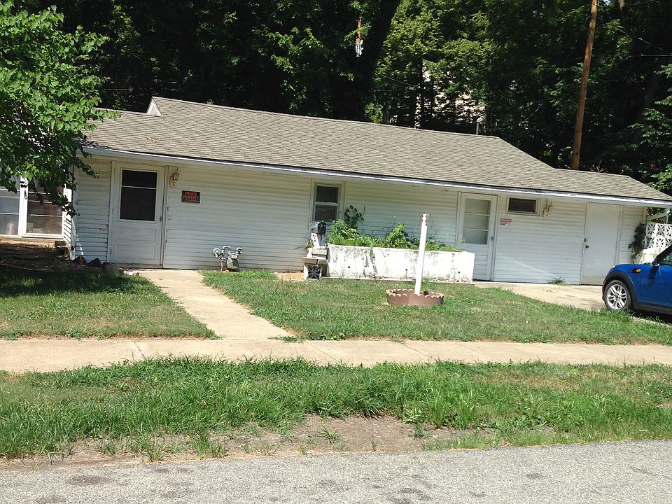 1st image of 620 6th Ave