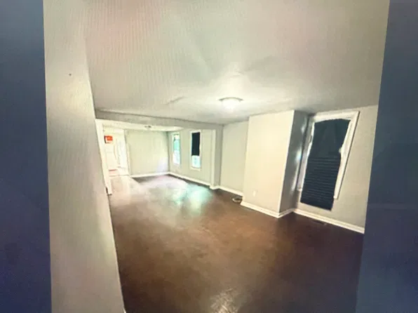 35 Delaware Ave, Penns Grove, NJ 08069