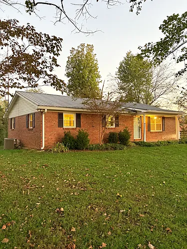 660 Plano Richpond Rd Photo 1