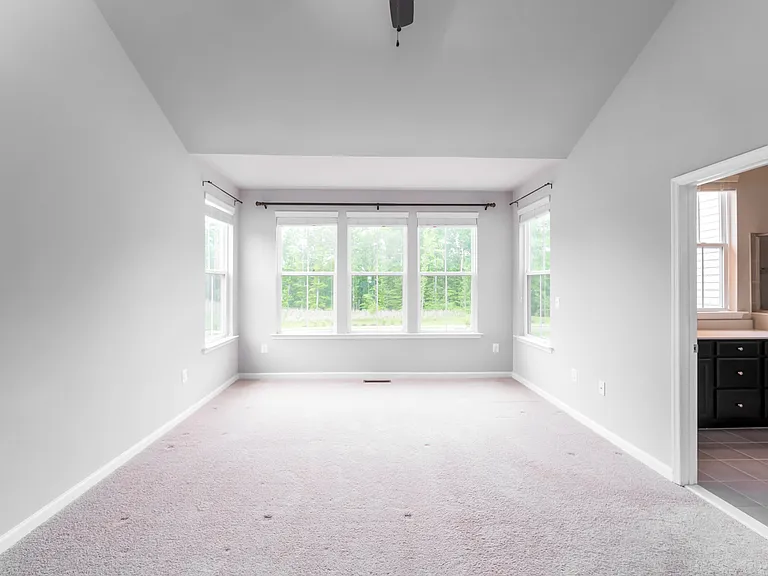 33 Shepherds Hook Way — Photo 21