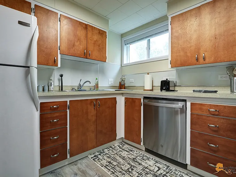 13311 Venus Way #B — Photo 17