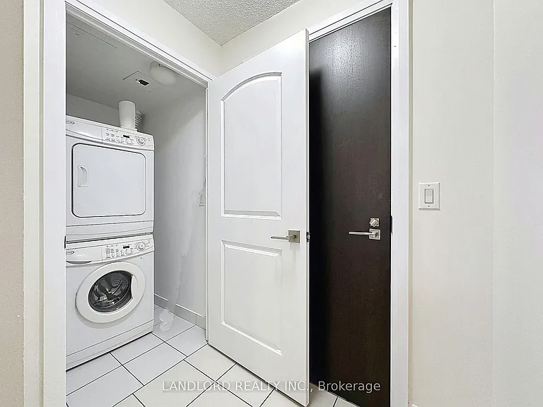 1070 Sheppard Ave W #801 — Photo 18