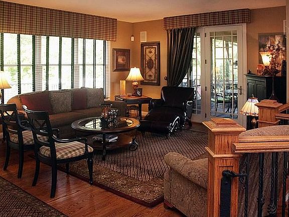 4th image of 51194 Enchanted Oak Ct